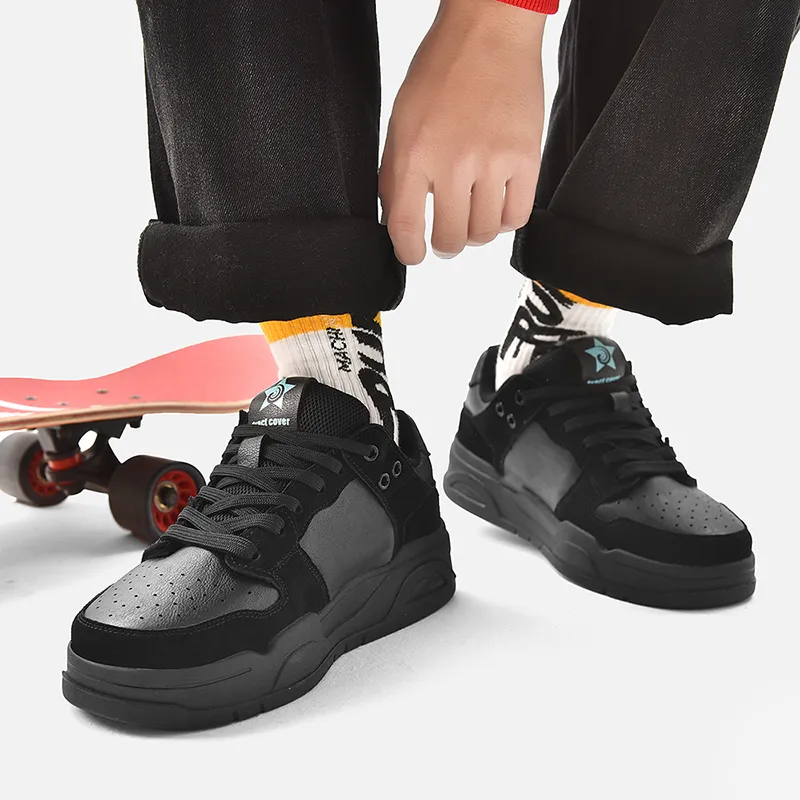 1xact Cover Low-Top Skateboard Shoes Unisex-41