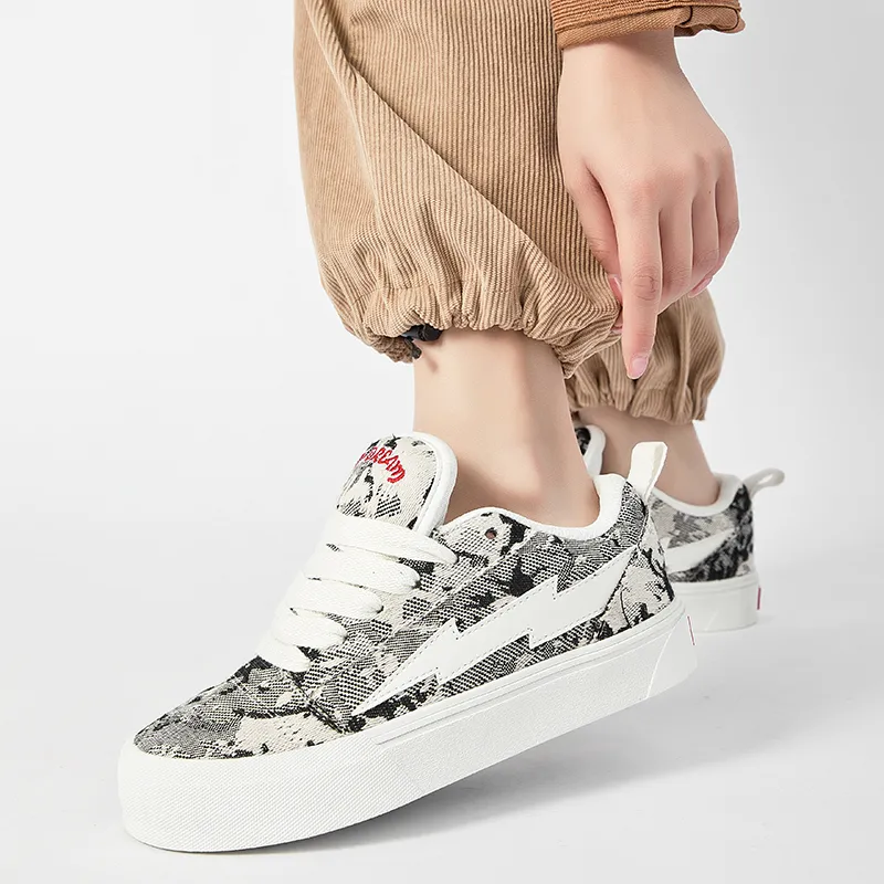 1xact Cover Low Top Skateboard Shoes Unisex-6