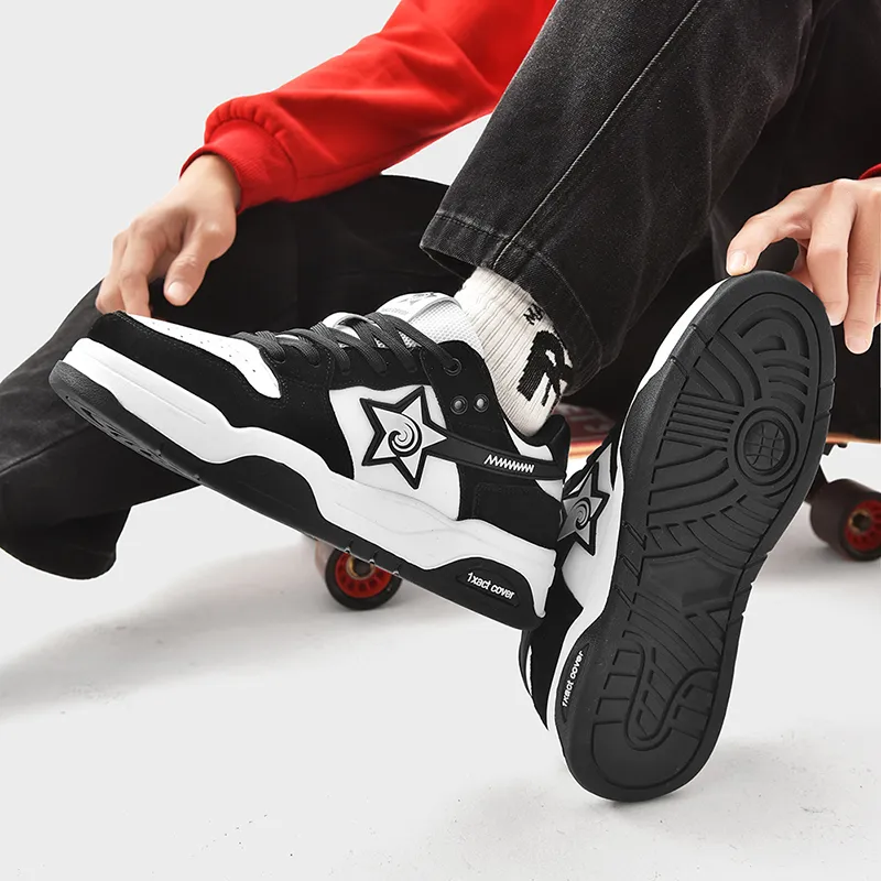 1xact Cover Low-Top Skateboard Shoes Unisex-14