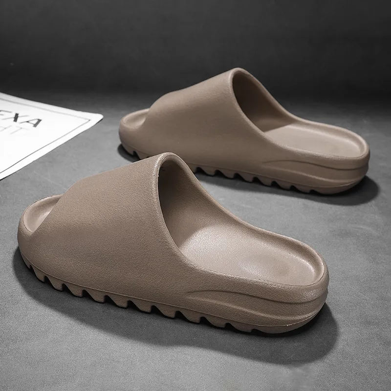 Le Drag Slippers Chocolate/Black Ecru/Desert Green-5