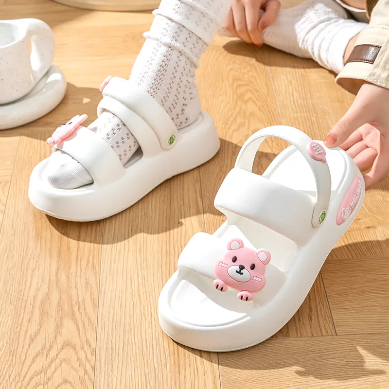 Le Drag Slippers Beige/Sand/White-17