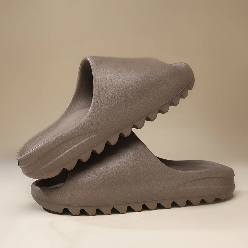 Le Drag Slippers Chocolate/Black Ecru/Desert Green-4