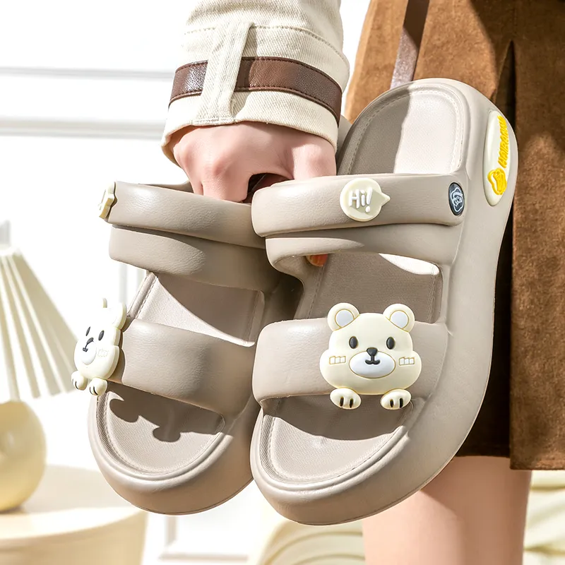 Le Drag Slippers Beige/Sand/White-12