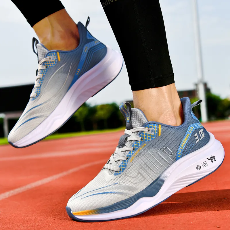 Pilot The Camel Slip-Resistant Breathable Coverage Low-Top Sprint Running Shoes Men's-11