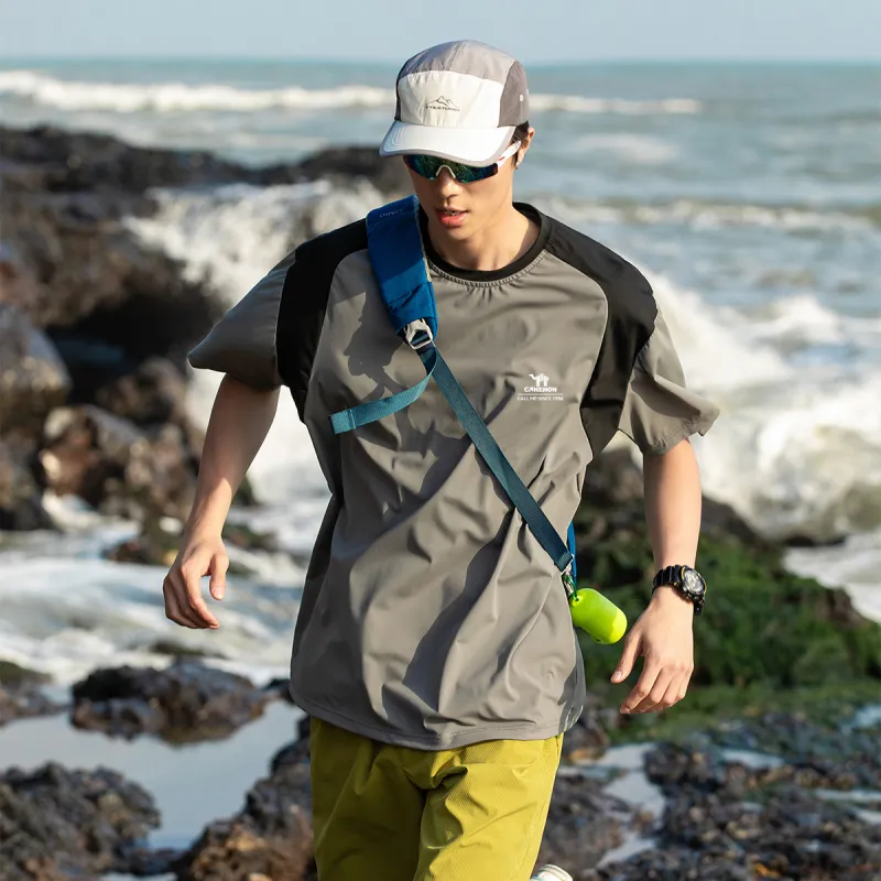 Pilot the camel T Shirts Unisex-4