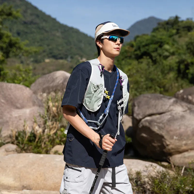 Pilot the camel T Shirts Unisex-19