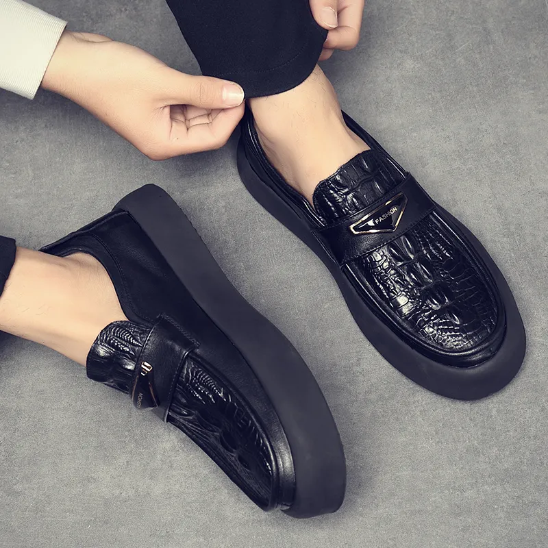 Year By Year Casual Shoes Men's Black-8