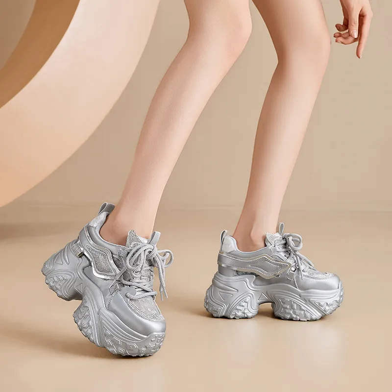 Chibang Lightweight Low Top Chunky Sneakers Women's-1