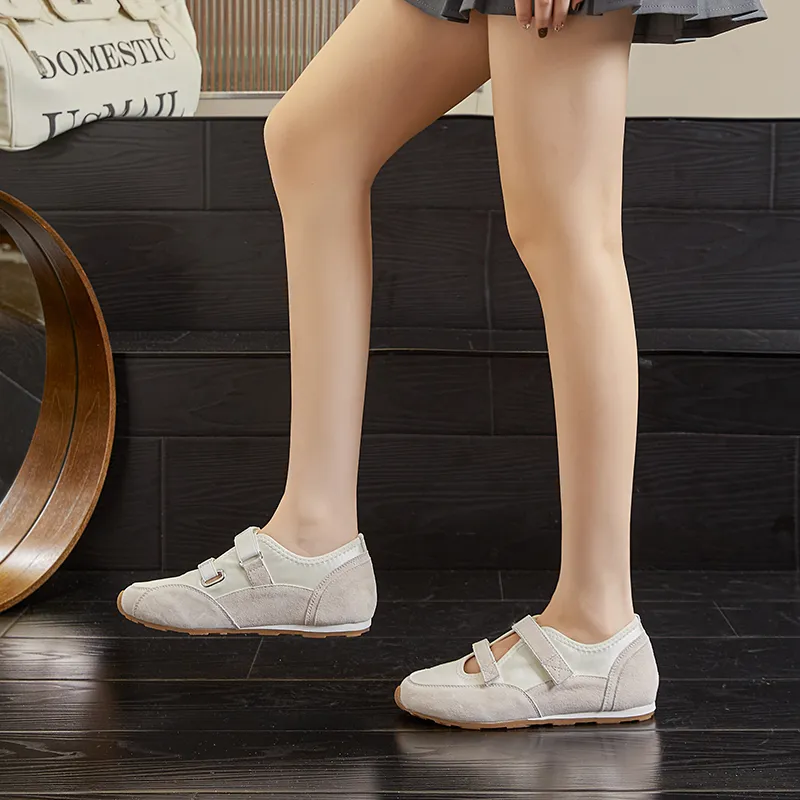 Chibang Lightweight Low Top Casual Shoes Women's-5