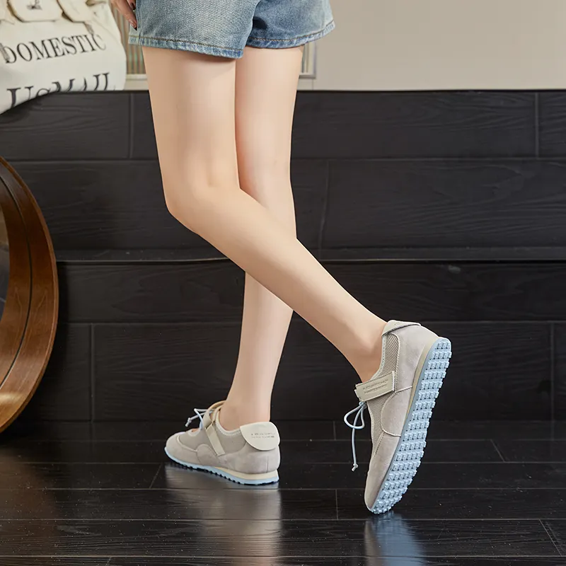 Chibang Lightweight Low Top Casual Shoes Women's-12