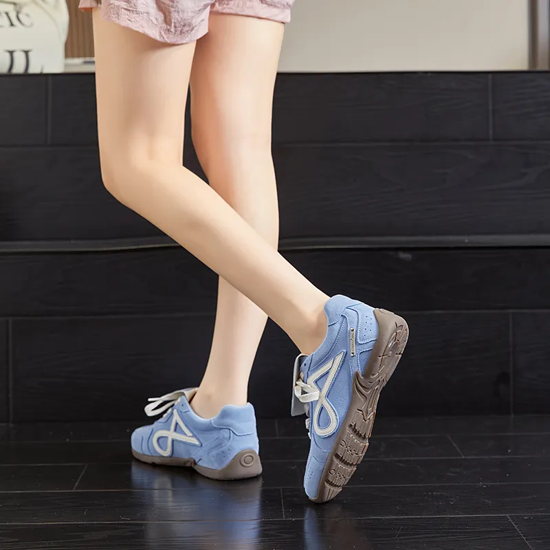 Chibang Lightweight Low Top Casual Shoes Women's-16