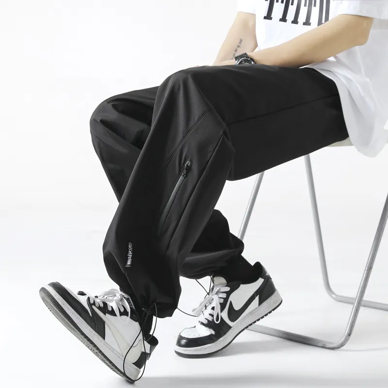 Roubini Cargo Pants Unisex Black-7