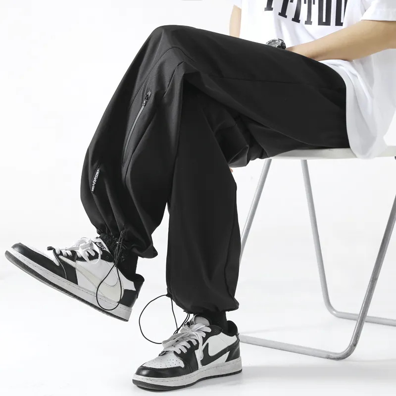 Roubini Cargo Pants Unisex Black-8