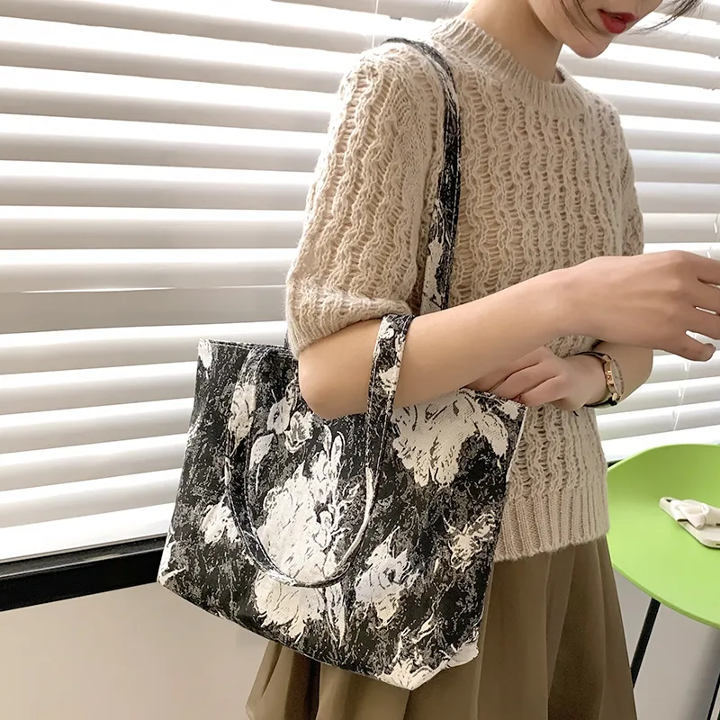 Parker Bear Fabric Tote Bag Shopping Bag Shoulder Bags Regular Unisex Coffee/Blue/Red/Black-24
