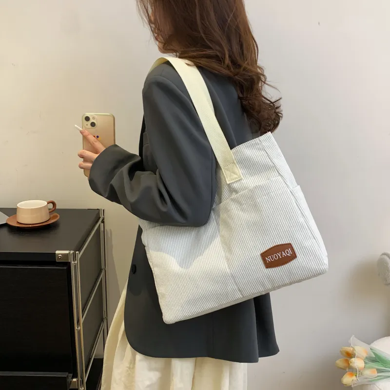 Parker Bear Shoulder Bags-13