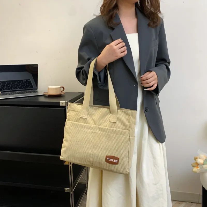 Parker Bear Shoulder Bags-28