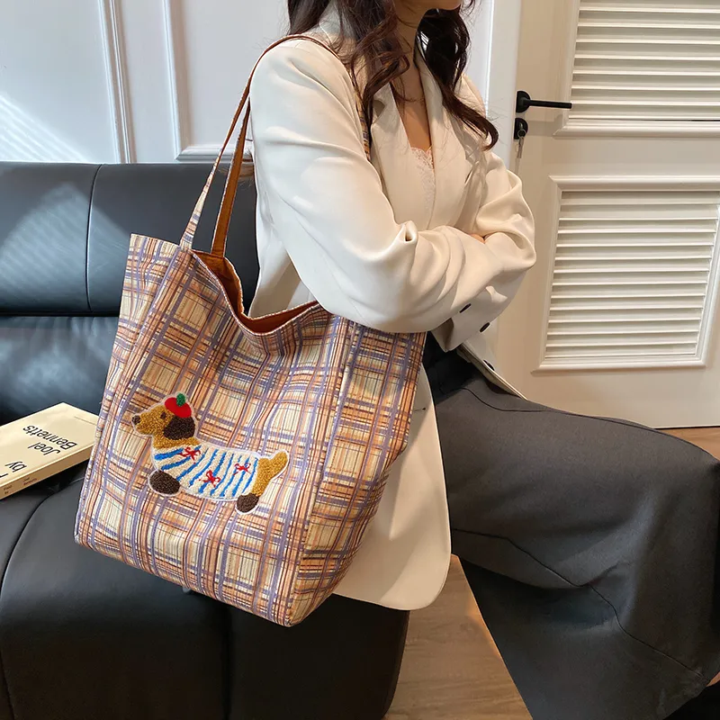 Parker Bear Composite Cloth Shoulder Bag Women's Multicolor-17