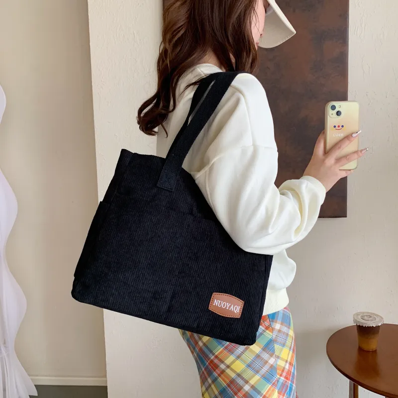 Parker Bear Shoulder Bags-1