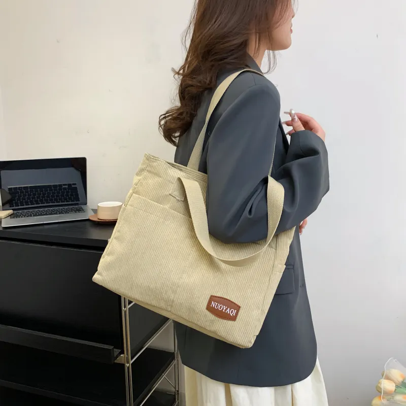 Parker Bear Shoulder Bags-27