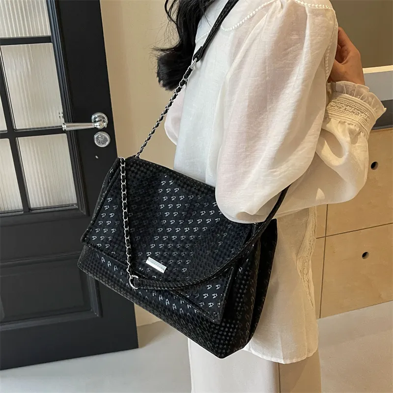 MingLu Pu Handbag, Shoulder Bag Women's Green/Black/Ecru/Pink-12