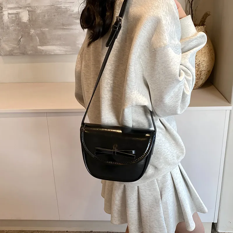 MingLu PU Crossbody Bag Red/Silver/Black-1