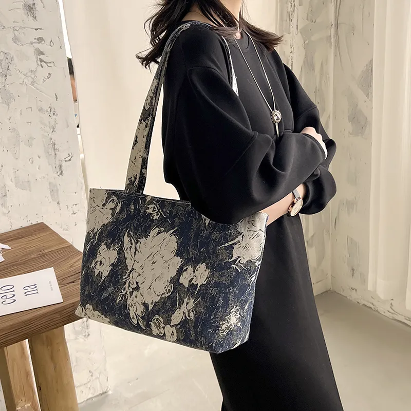 Parker Bear Fabric Tote Bag Shopping Bag Shoulder Bags Regular Unisex Coffee/Blue/Red/Black-12