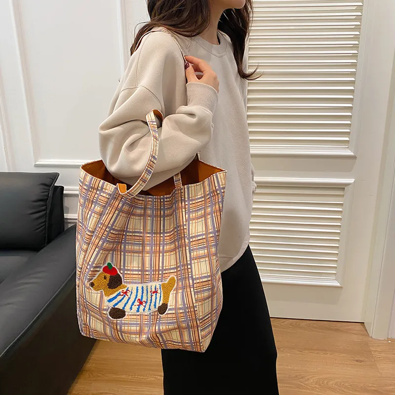 Parker Bear Composite Cloth Shoulder Bag Women's Multicolor-19