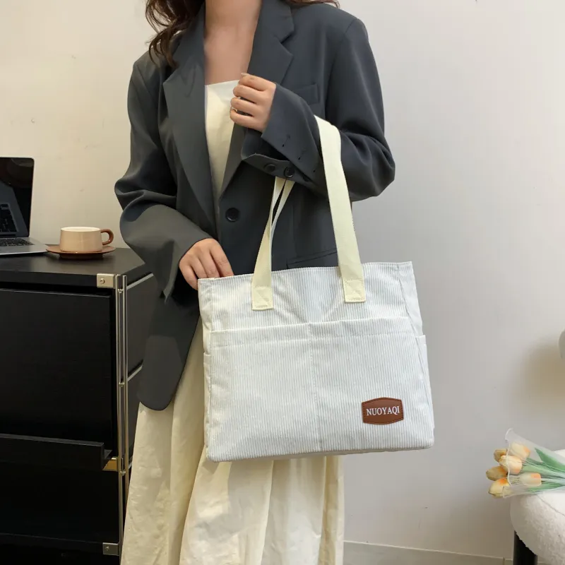 Parker Bear Shoulder Bags-10