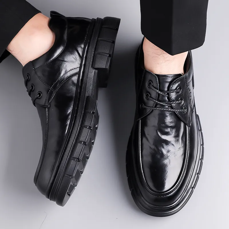Mr. Thorn Tree Casual Shoes Men's-3