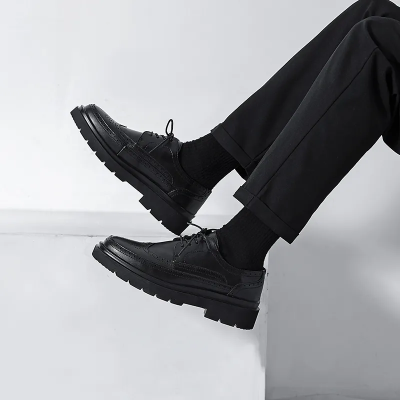 Mr. Thorn Tree Casual Shoes Men's Black-3