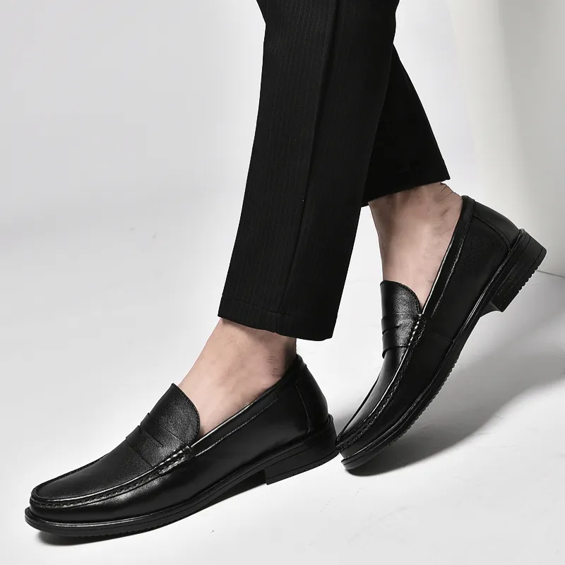 Mr. Thorn Tree Loafers Men's Black-2