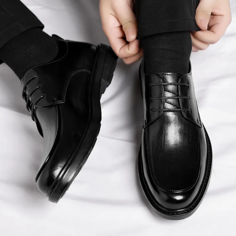 Mr. Thorn Tree Casual Shoes Men's Black-4