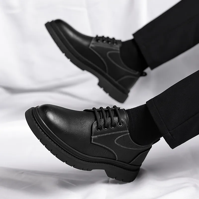 Mr. Thorn Tree Casual Shoes Men's Black-5