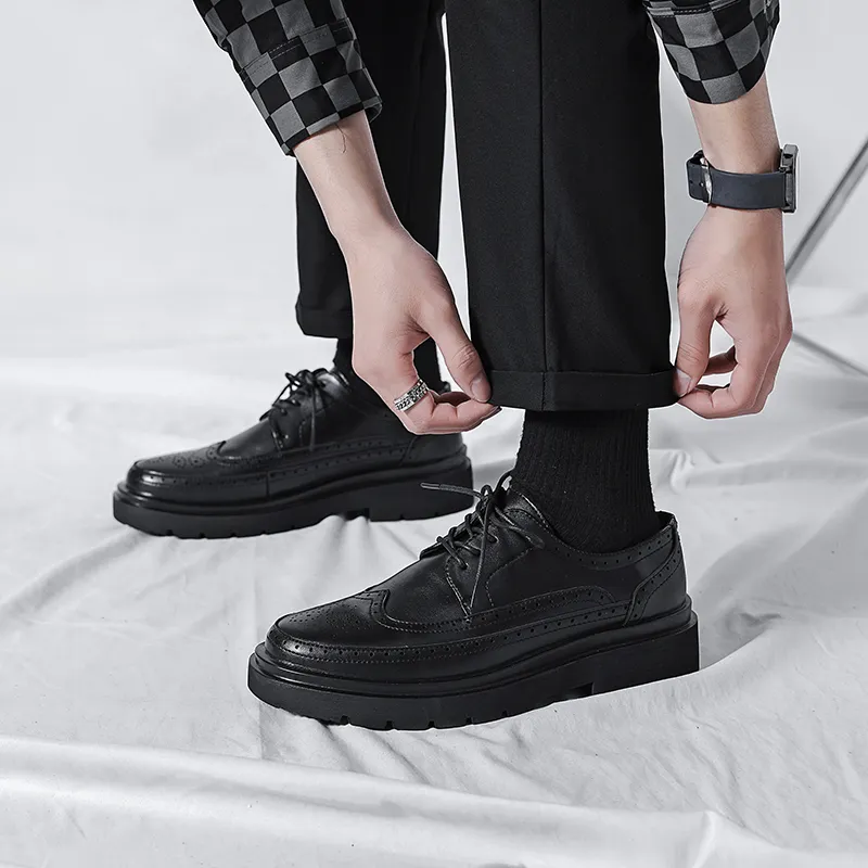 Mr. Thorn Tree Casual Shoes Men's Black-4