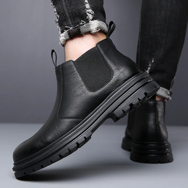 Mr. Thorn Tree Ankle Length Chelsea Boots Men's Black-2