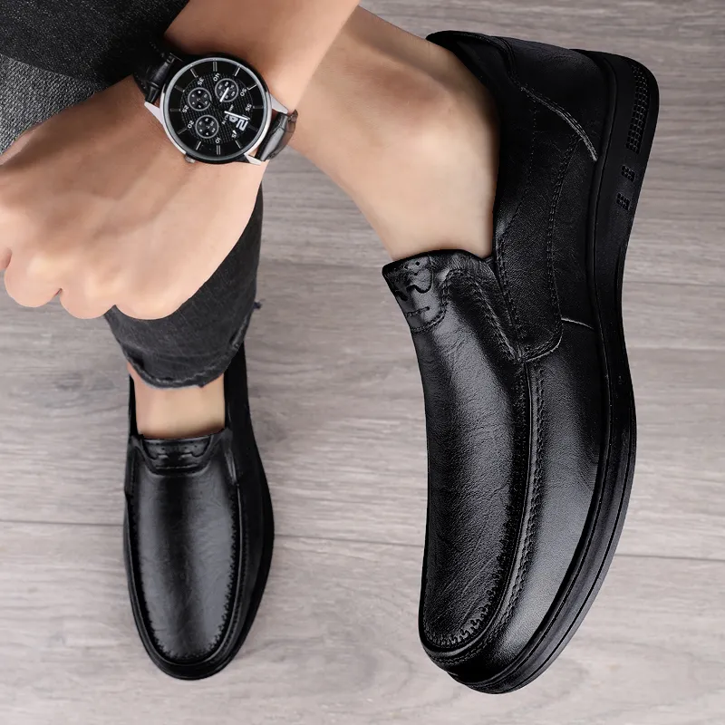 Mr. Thorn Tree Casual Shoes Men's Black-1