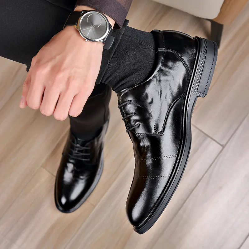 Mr. Thorn Tree Casual Shoes Men's Black-1