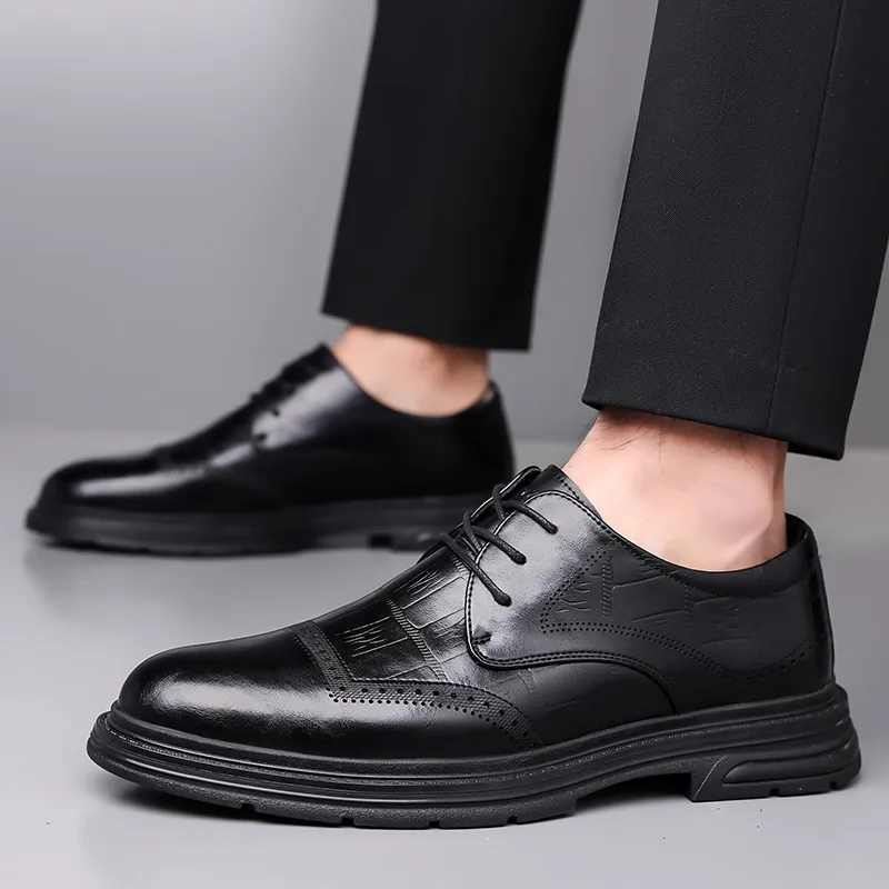 Mr. Thorn Tree Casual Shoes Men's Black-1