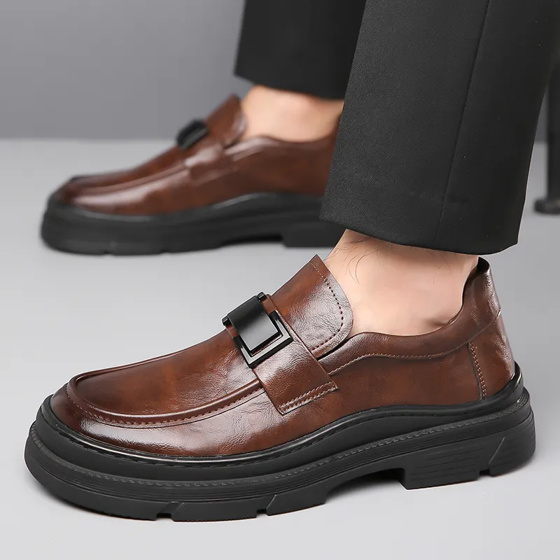 Mr. Thorn Tree Casual Shoes Men's Brown-1