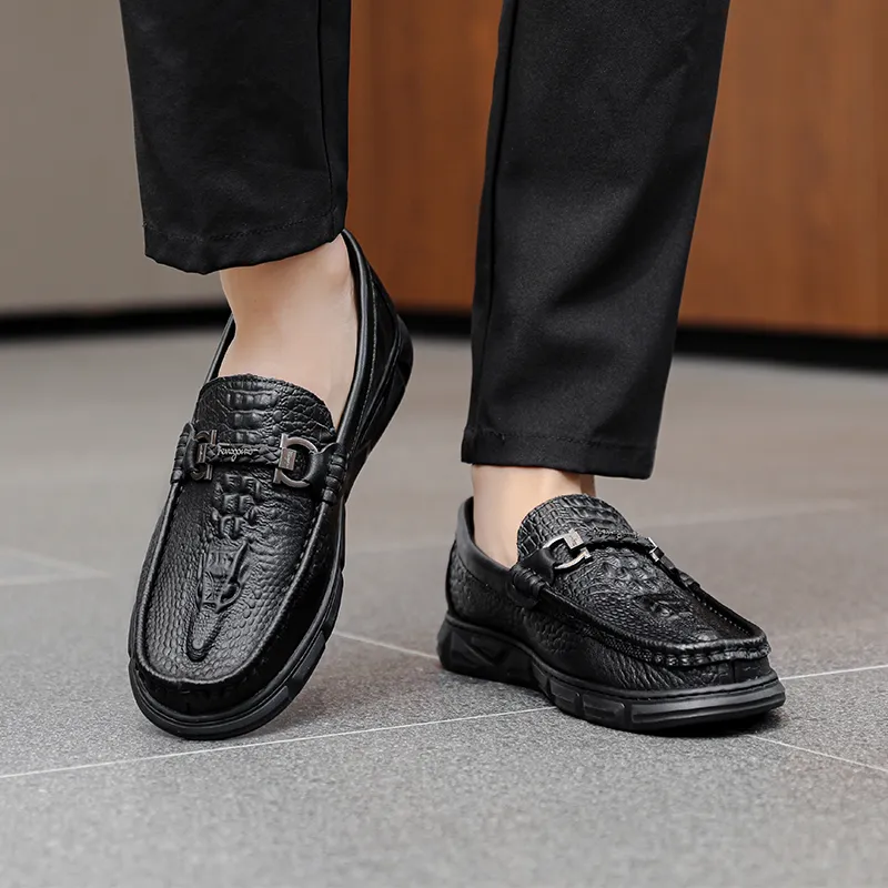 Mr. Thorn Tree Casual Shoes Men's Black-1