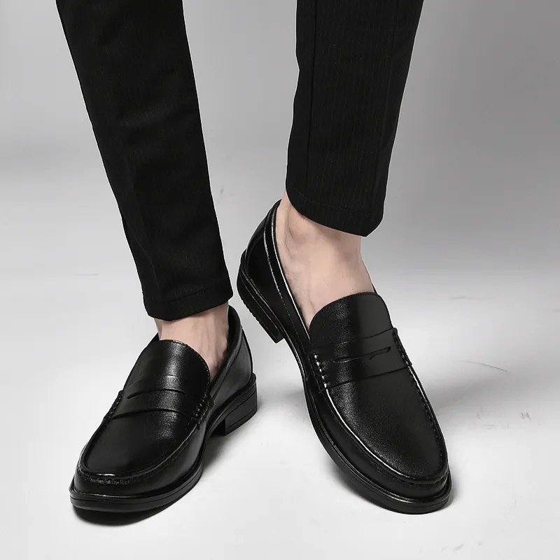 Mr. Thorn Tree Loafers Men's Black-3