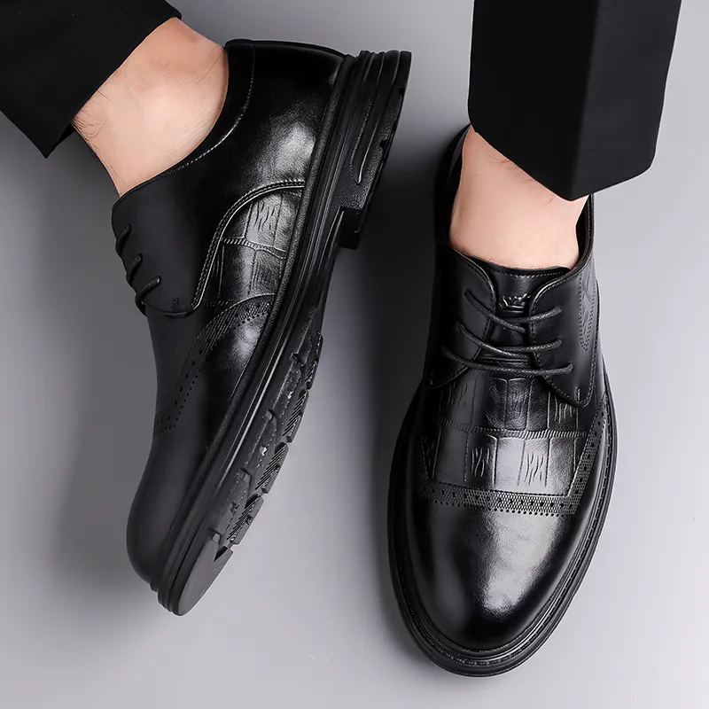 Mr. Thorn Tree Casual Shoes Men's Black-3