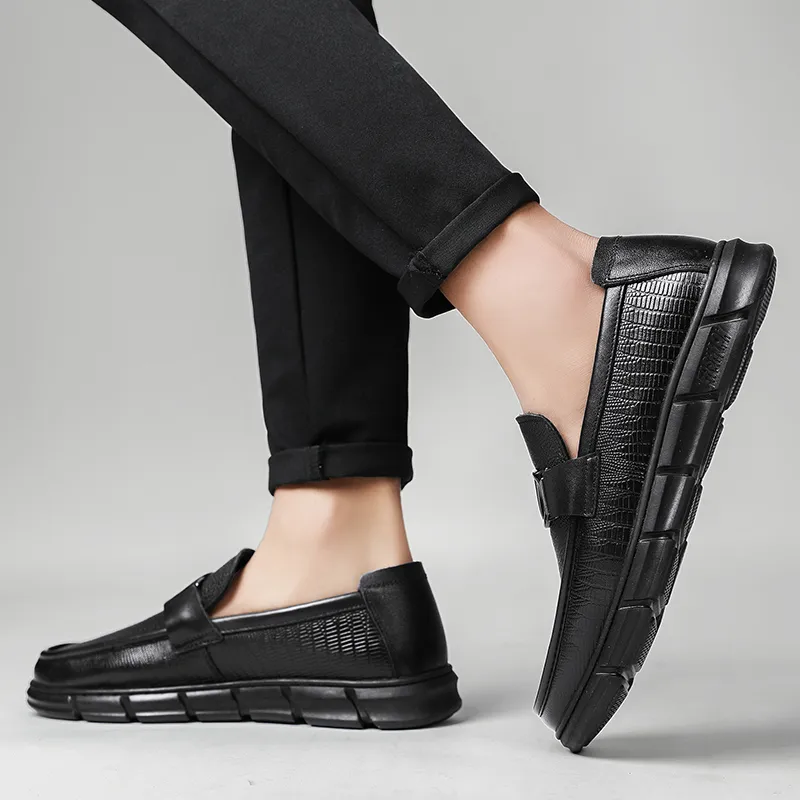 Mr. Thorn Tree Casual Shoes Men's Black-3
