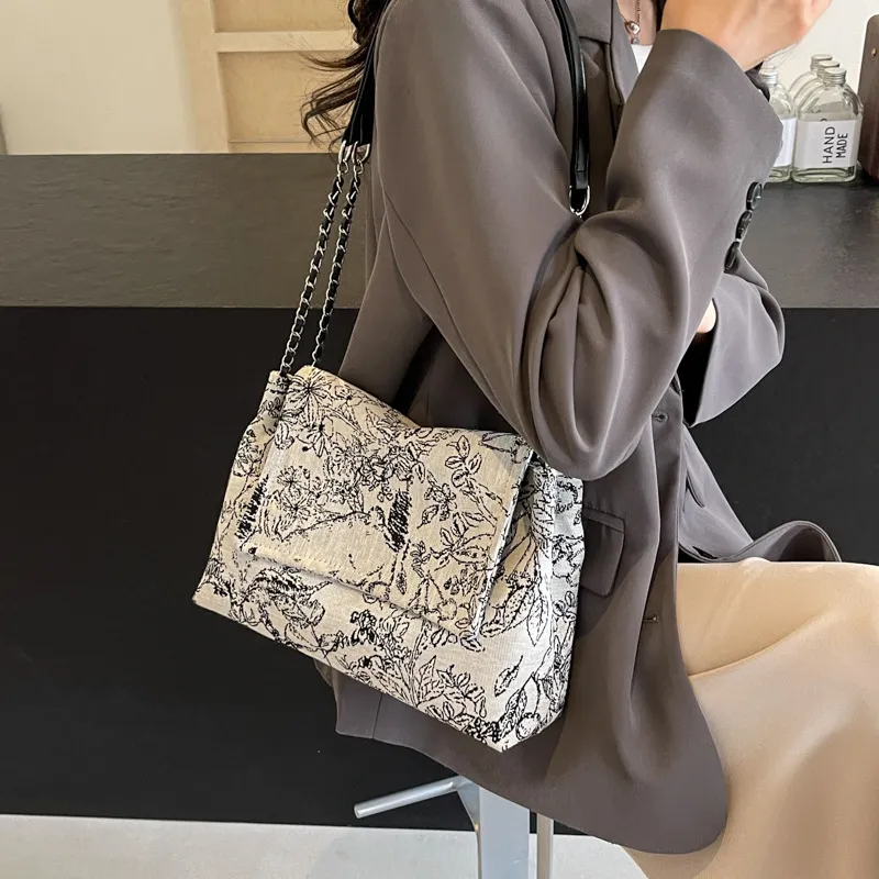 Worm's Home Canvas Handbag, Shoulder Bag Regular Women's Leopard Print/White/Blue-5