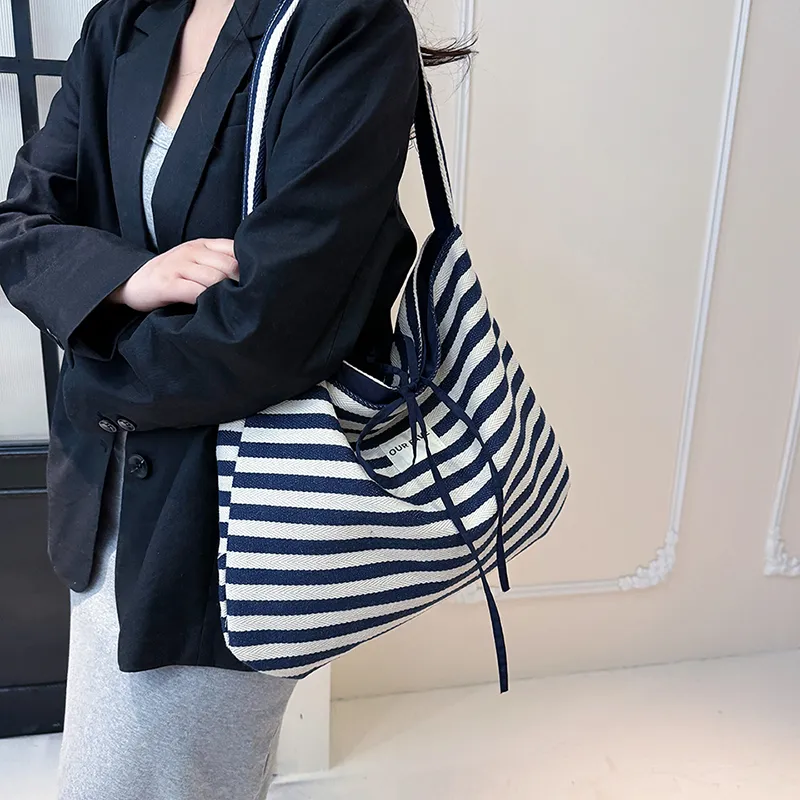 Worm's Home Canvas Bag Shoulder Bags Women's Multicolor-13