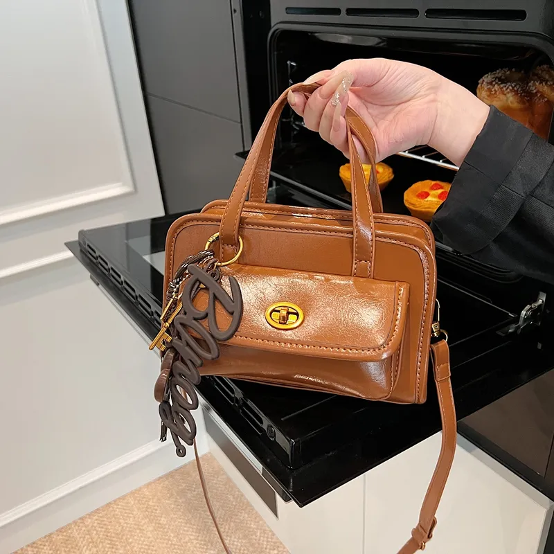 Worm's Home PU One Shoulder Handbags Women's Ecru/Black/Coffee/Brown-13