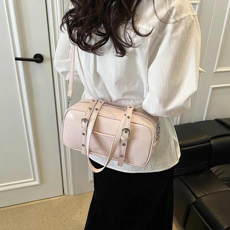 Worm's Home PU Underarm Crossbody Bag, Shoulder Bag Regular Women's-11