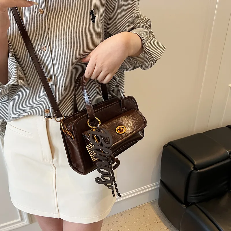 Worm's Home PU One Shoulder Handbags Women's Ecru/Black/Coffee/Brown-11