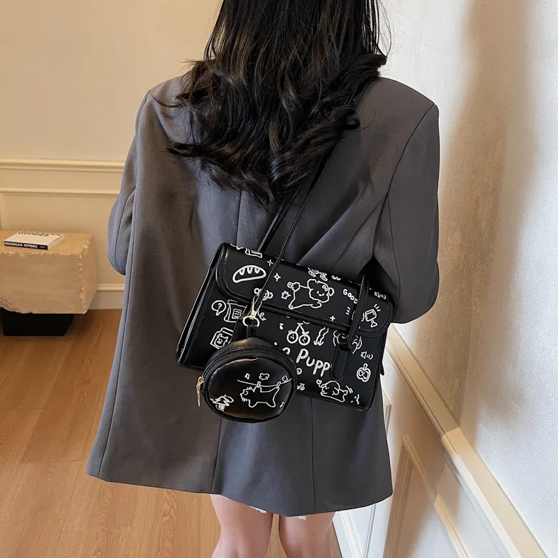 Worm's Home PU Shoulder Bag Regular Women's-22