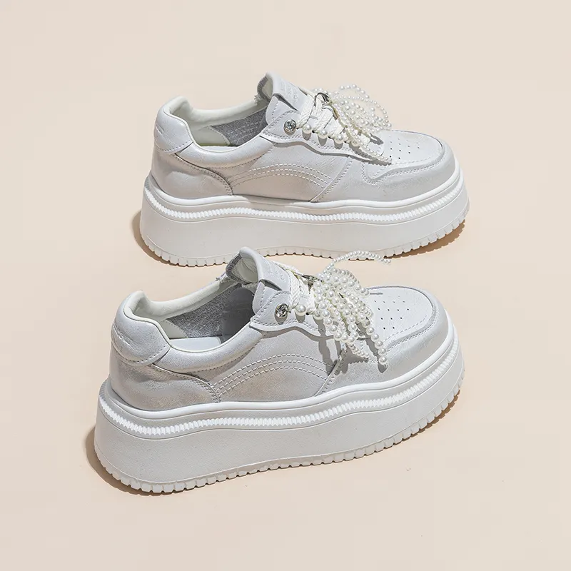 BENZI Lightweight Breathable Height Increasing Low Top Skateboard Shoes Women's White-5